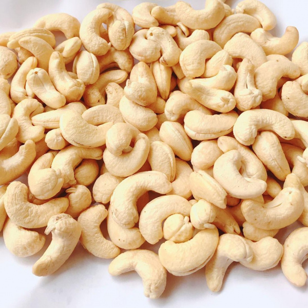 cashew-nut-210